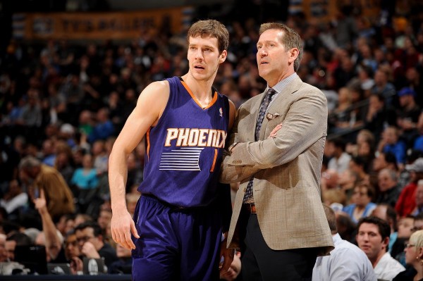 他们通过交 他们通过交